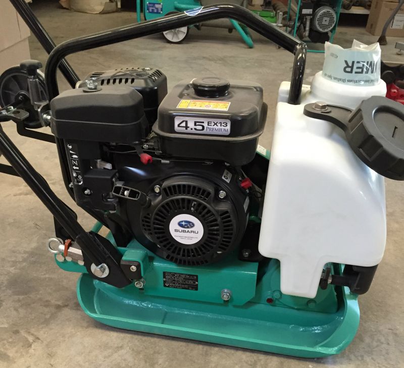 plaque vibrante sur fréjus à louer